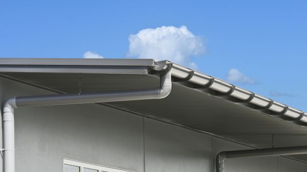 Eavestrough Service in Flowery Branch